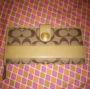 Coach wallet